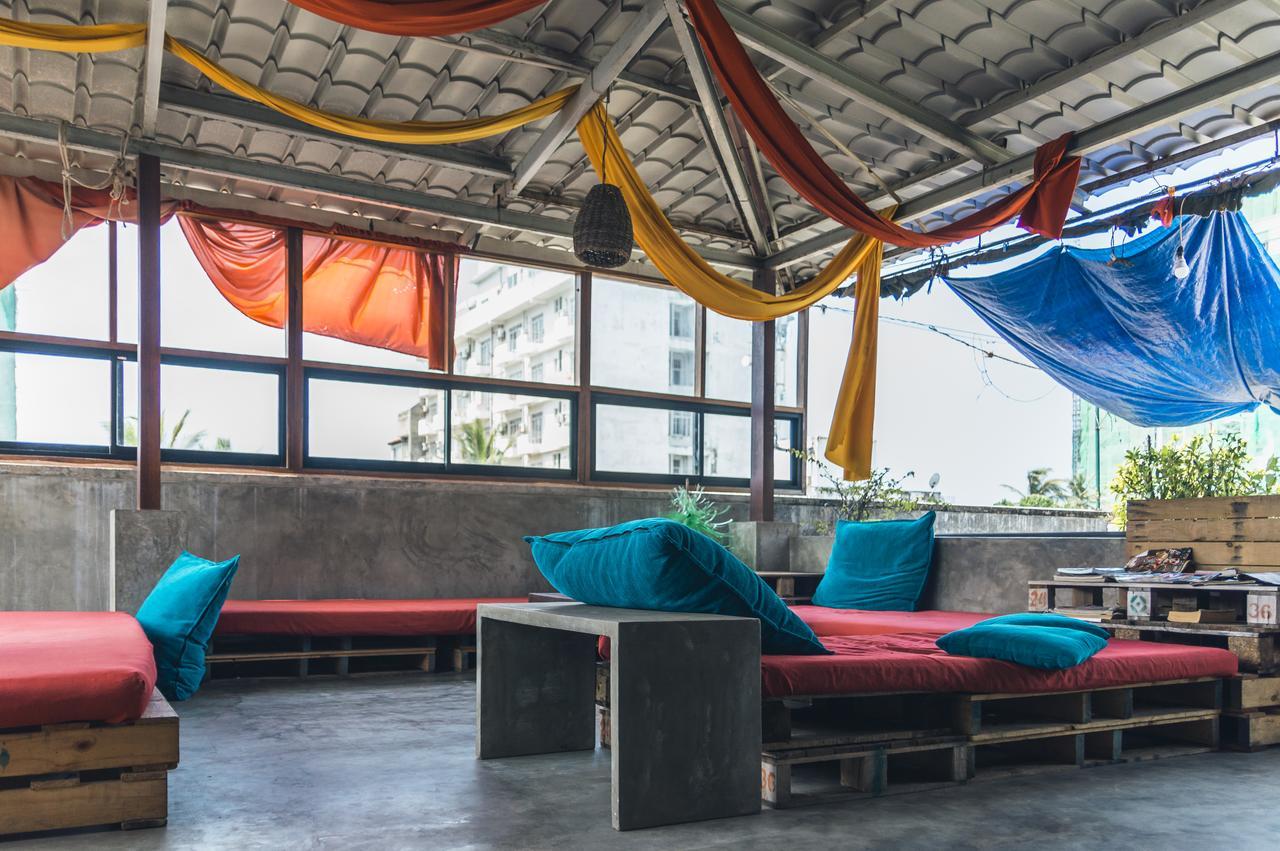 Colombo Beach Hostel Дехивала-Маунт-Лавиния Экстерьер фото